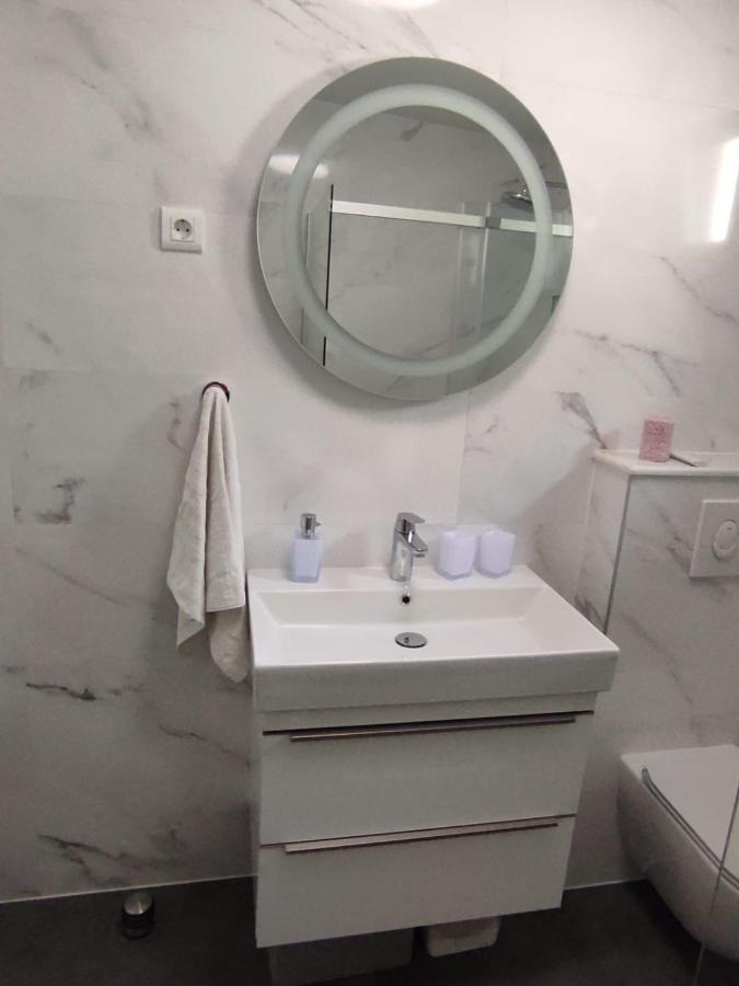 Apartman Koko With Private Jacuzzi 马卡尔斯卡 外观 照片